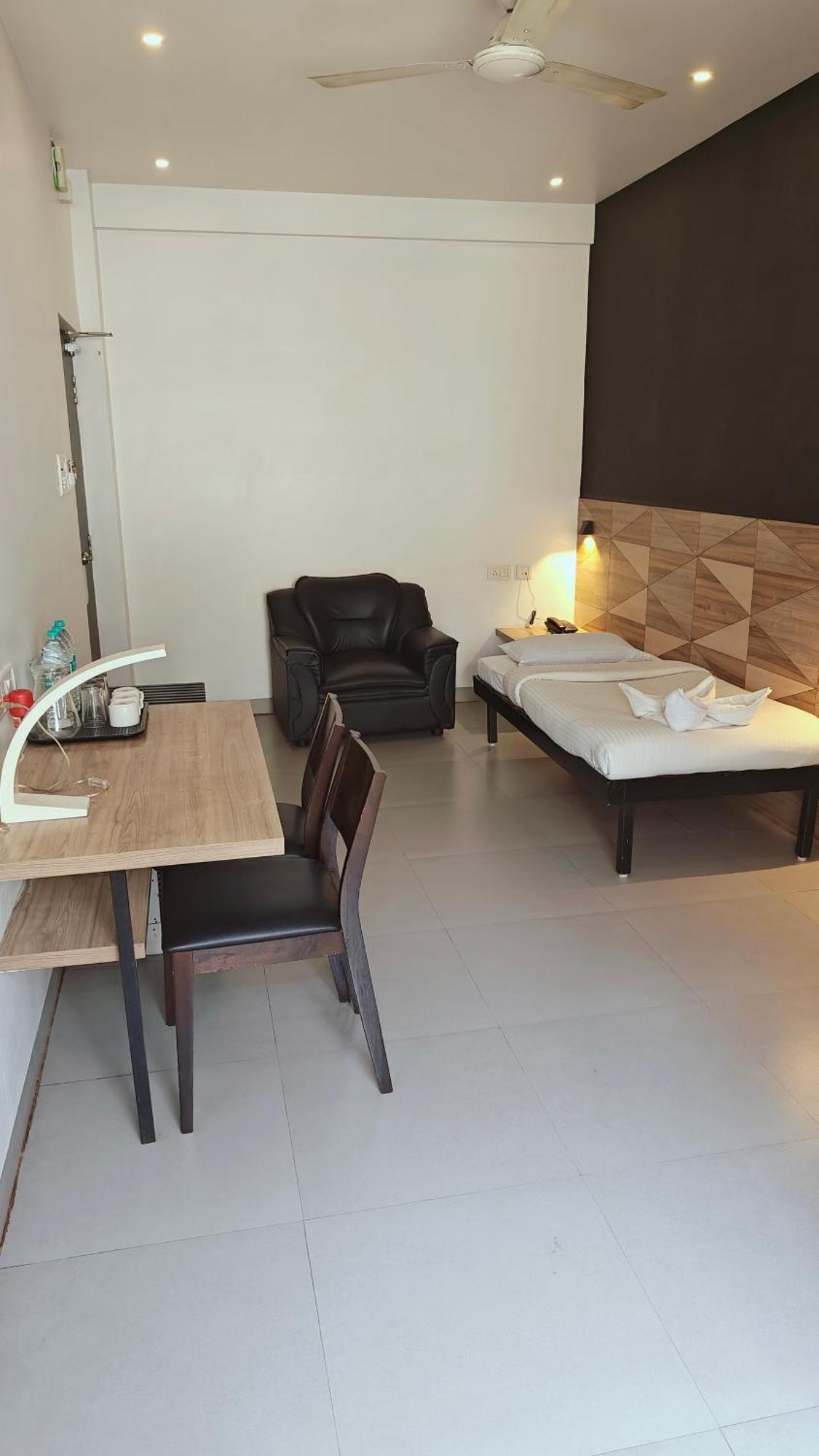 Angson Apartment Chennai Exterior foto