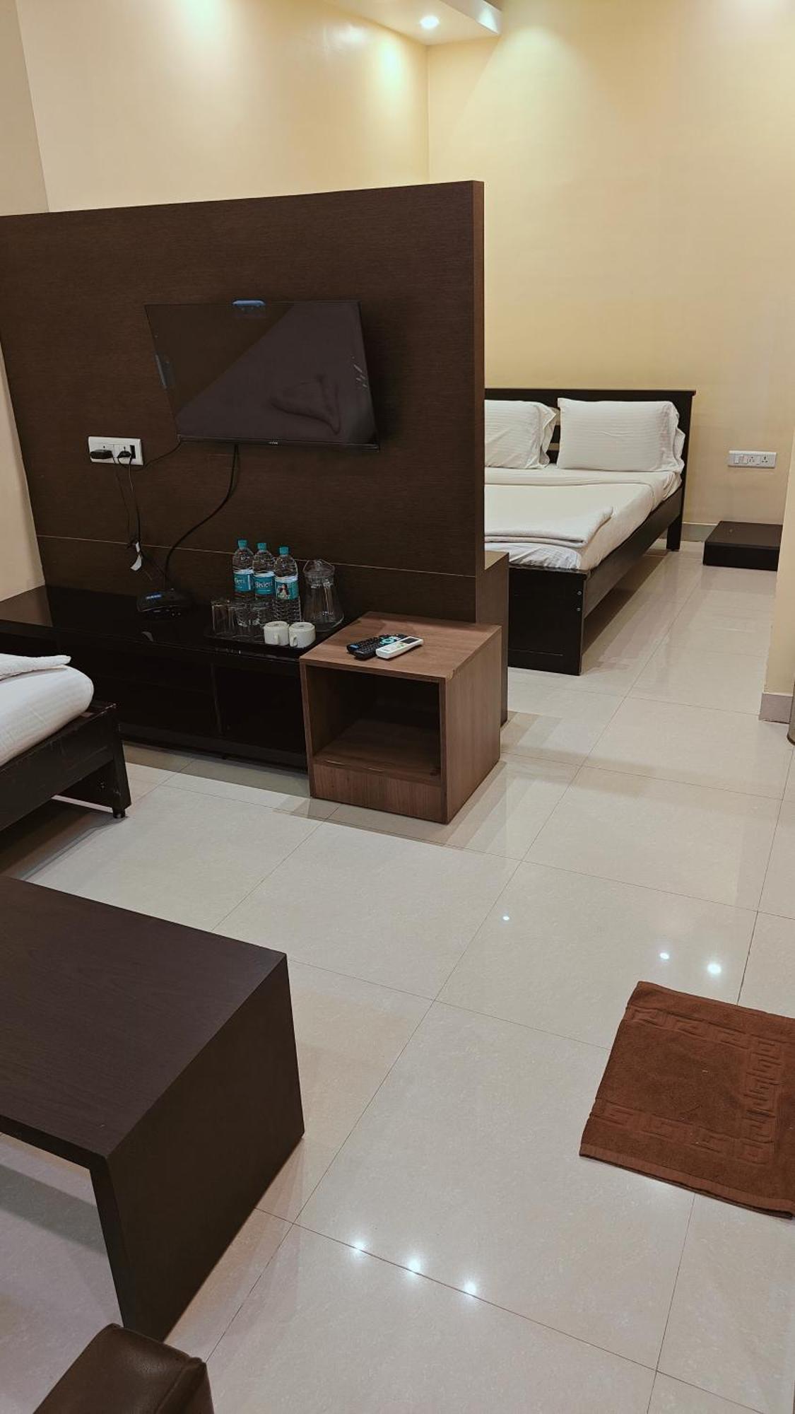 Angson Apartment Chennai Exterior foto